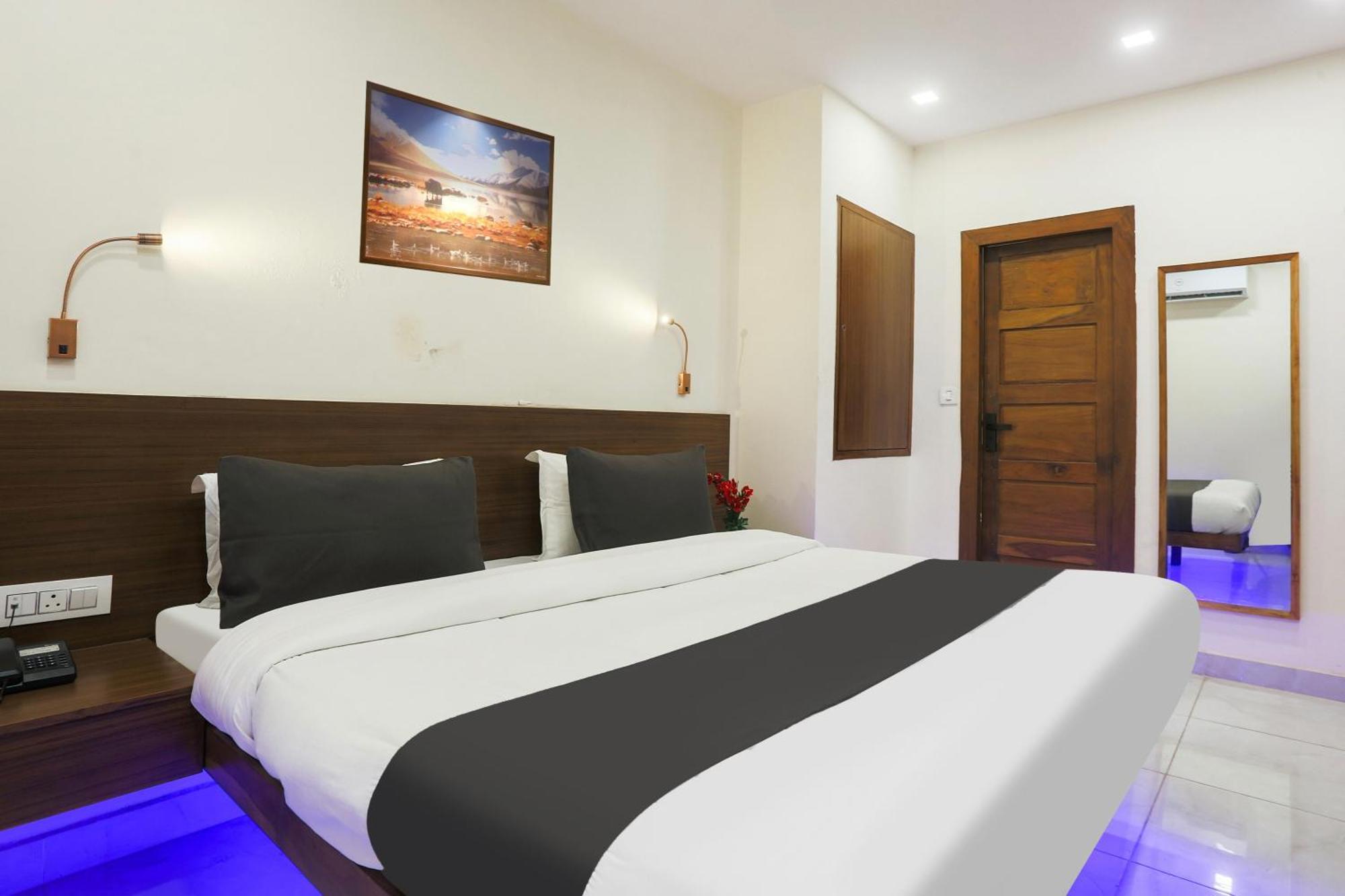 Super Townhouse Vikaspuri Ξενοδοχείο Δελχί Εξωτερικό φωτογραφία