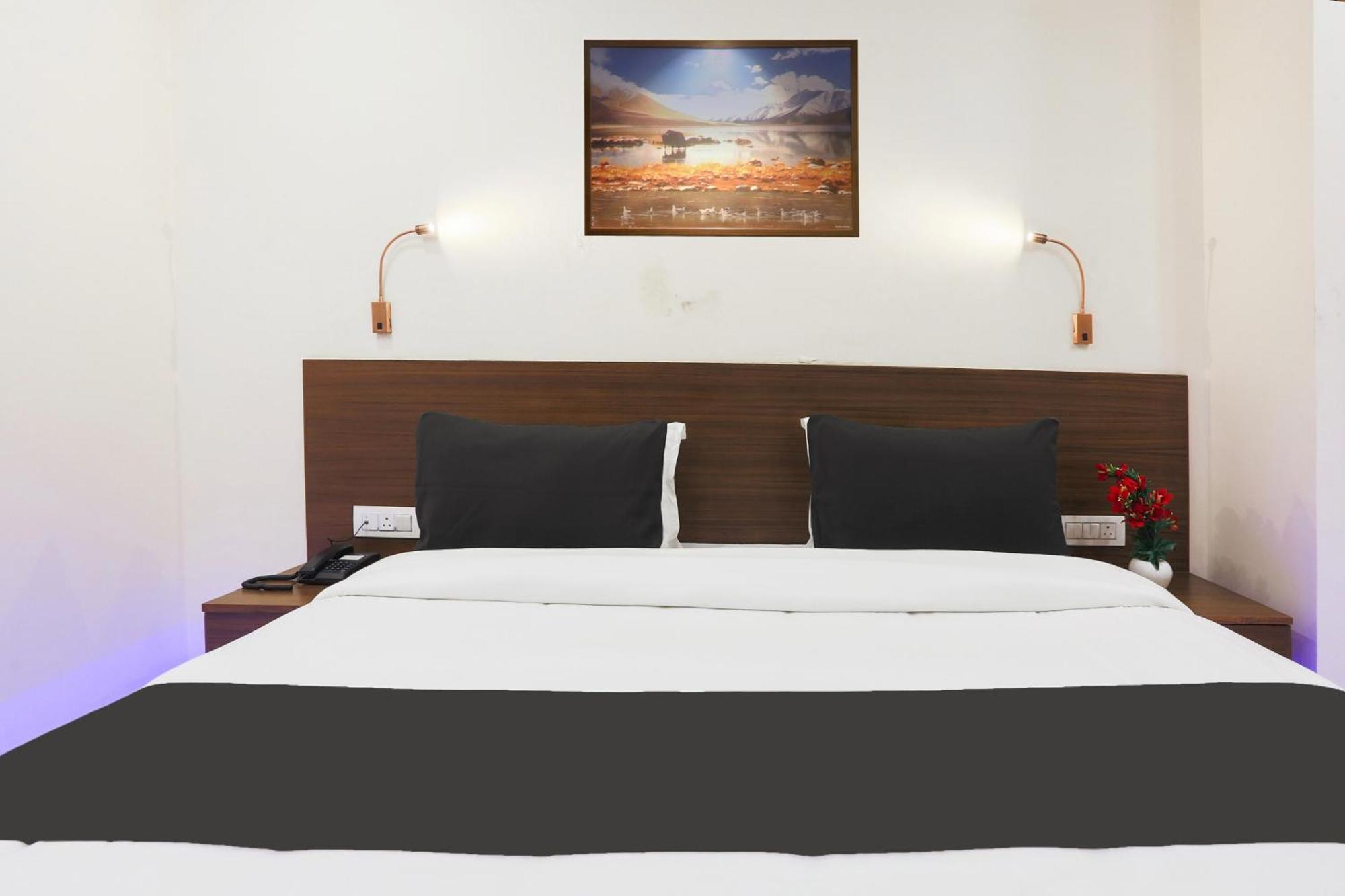 Super Townhouse Vikaspuri Ξενοδοχείο Δελχί Εξωτερικό φωτογραφία