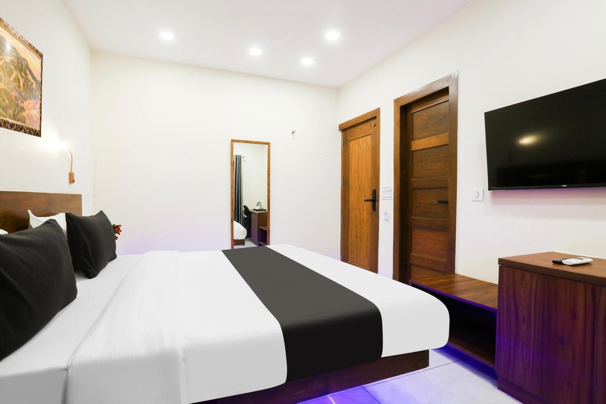 Super Townhouse Vikaspuri Ξενοδοχείο Δελχί Εξωτερικό φωτογραφία
