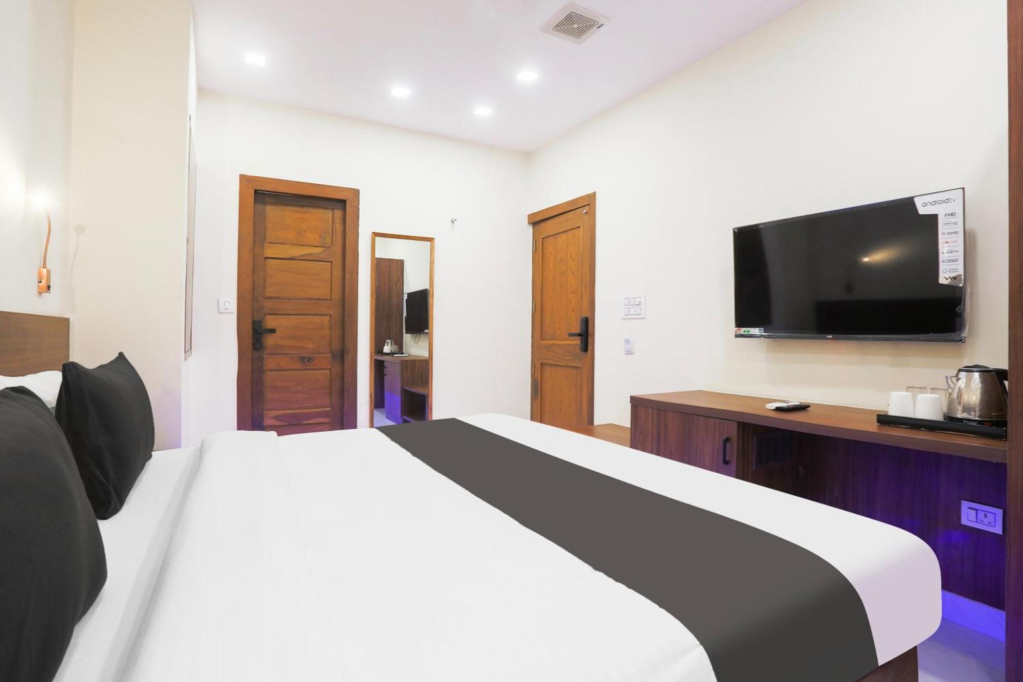 Super Townhouse Vikaspuri Ξενοδοχείο Δελχί Εξωτερικό φωτογραφία