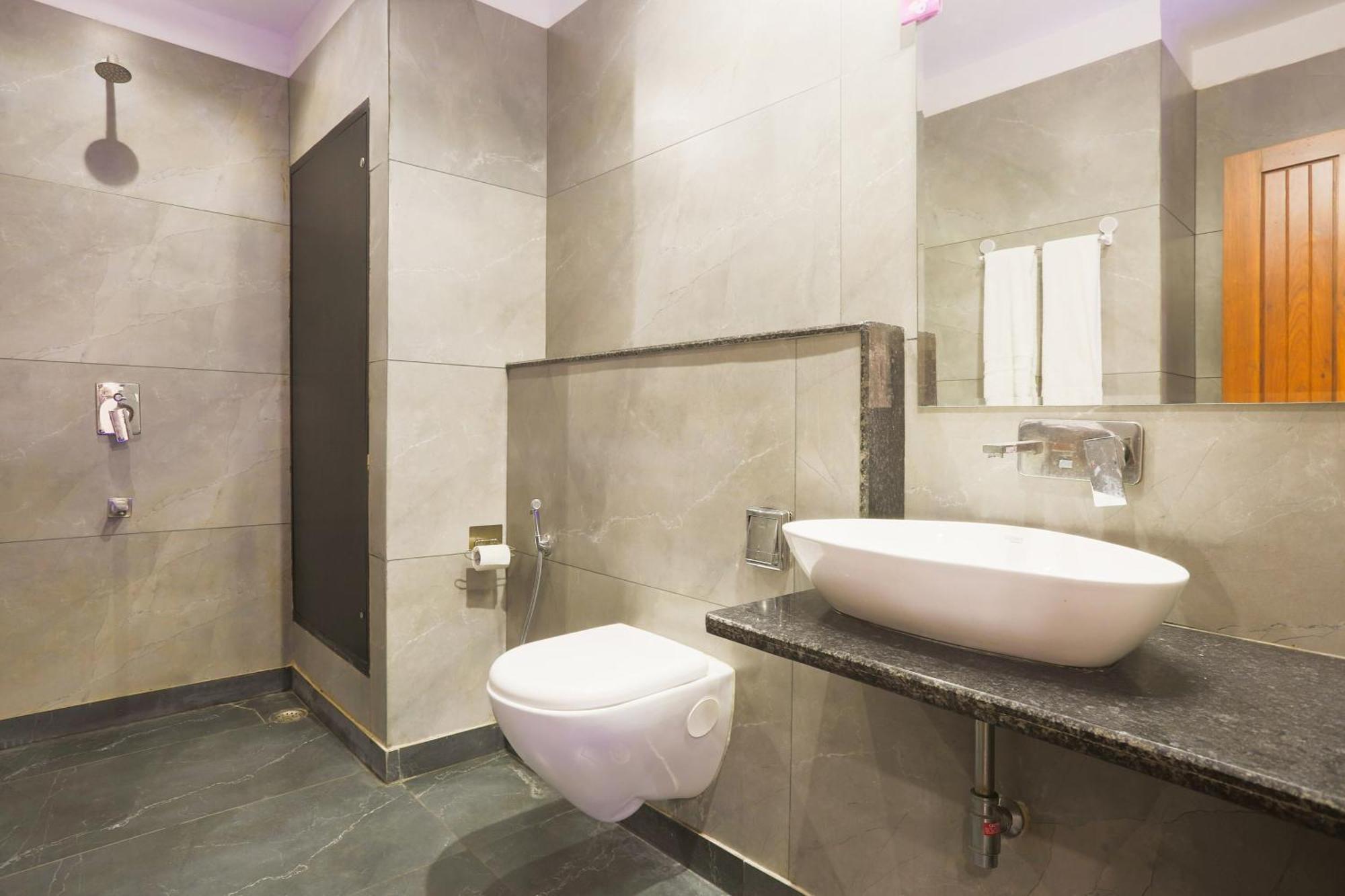Super Townhouse Vikaspuri Ξενοδοχείο Δελχί Εξωτερικό φωτογραφία